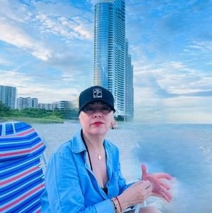 Meet your Posher, Carol